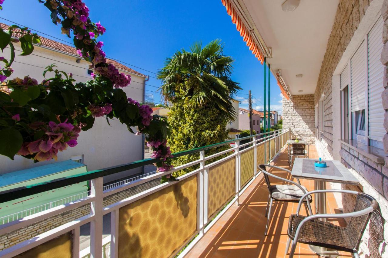 Apartments Rino Vodice Esterno foto