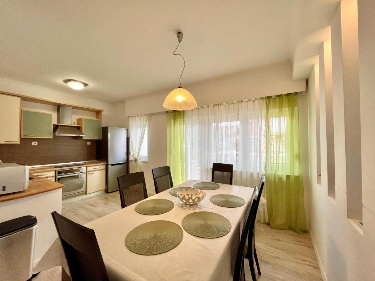 Apartments Rino Vodice Esterno foto