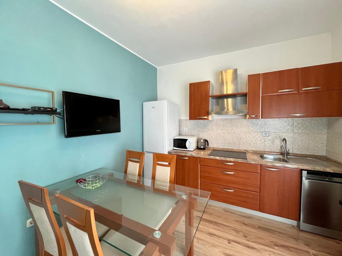 Apartments Rino Vodice Esterno foto